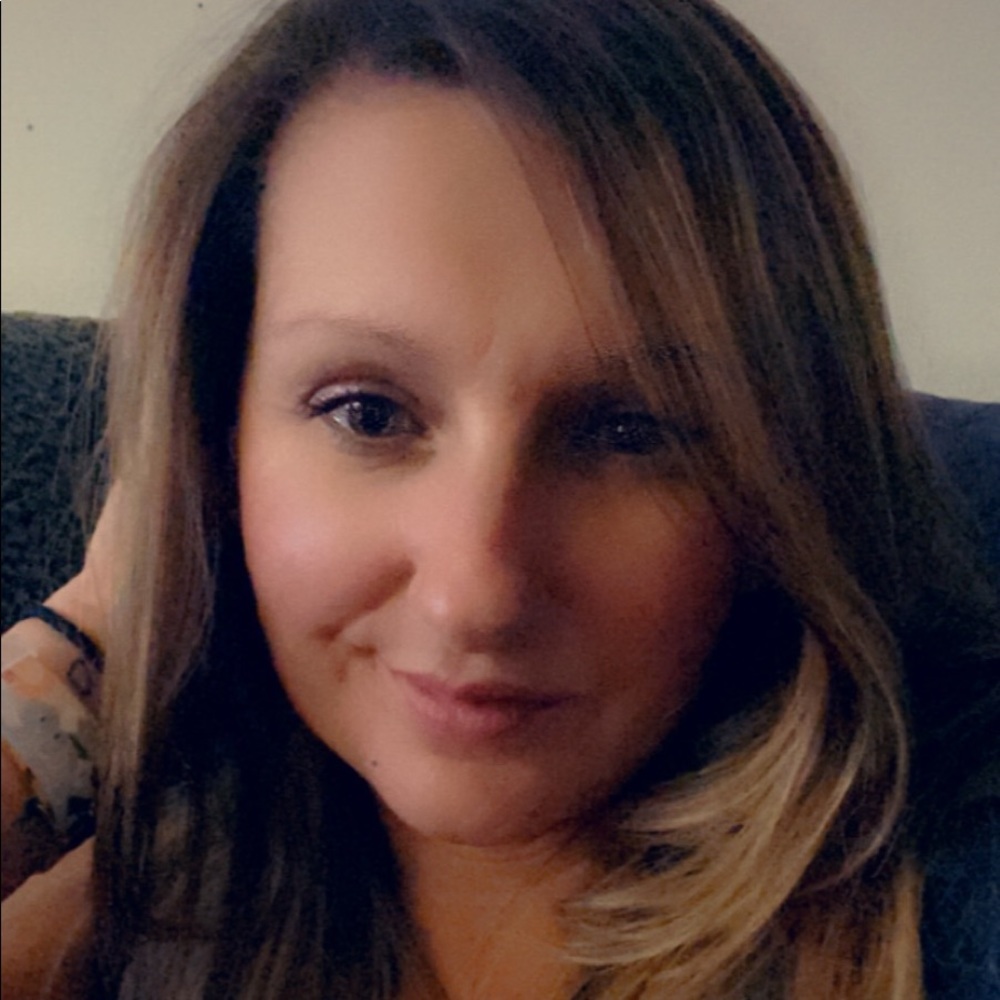 Meet your Posher, Stacy